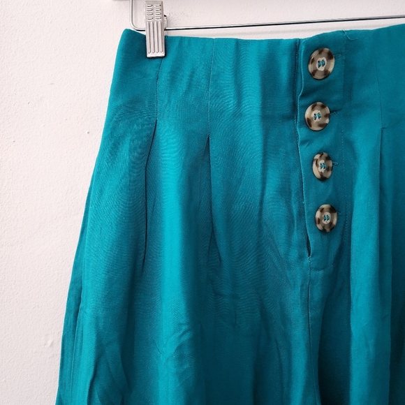Shinestar | Green/Teal Gaucho Style Pants - Picture 3 of 6